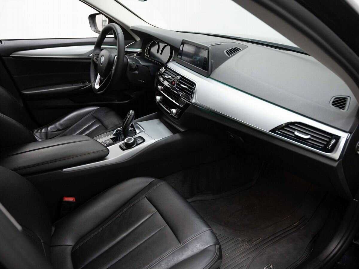 Купить BMW 5 серии, 2018, 155 280 км.. Фото: #10