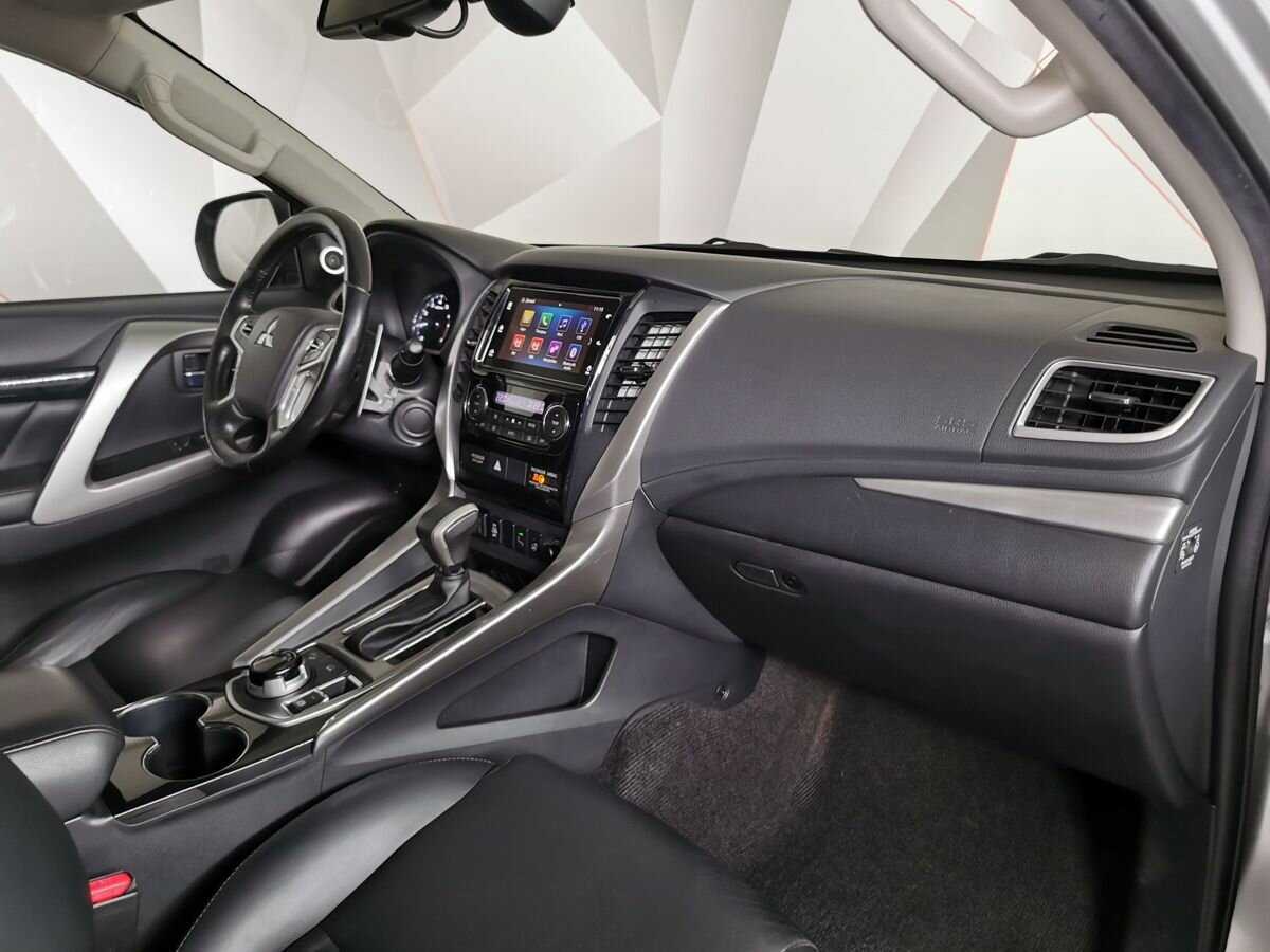 Купить Mitsubishi Pajero Sport, 2017, 174 500 км.. Фото: #8