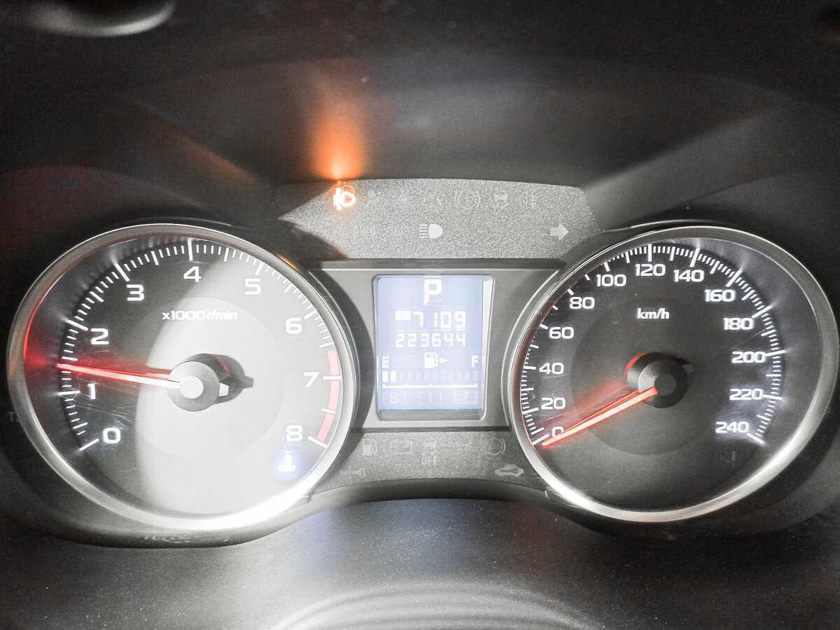 Купить Subaru XV, 2012, 223 627 км.. Фото: #8