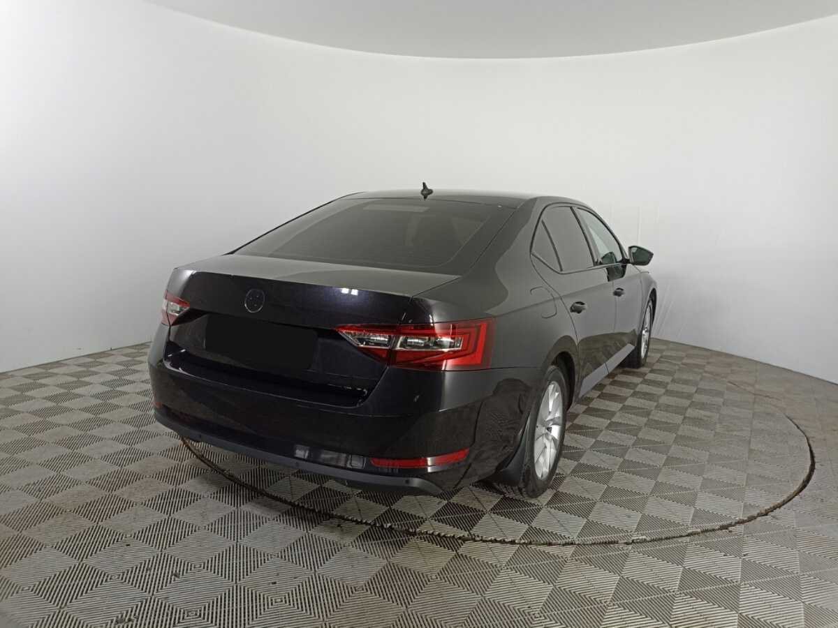 Купить Skoda Superb, 2018, 126 053 км.. Фото: #4