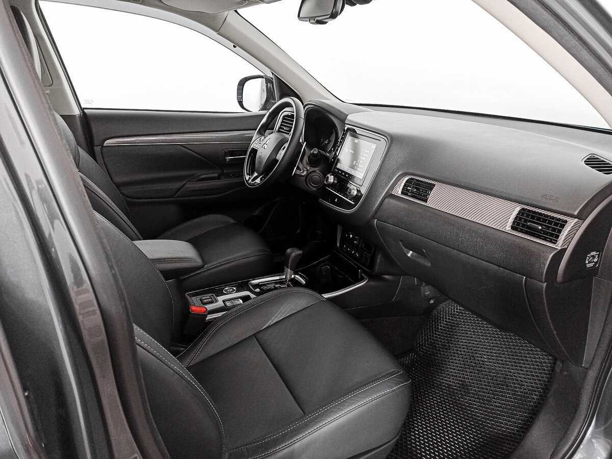 Купить Mitsubishi Outlander, 2021, 47 049 км.. Фото: #8