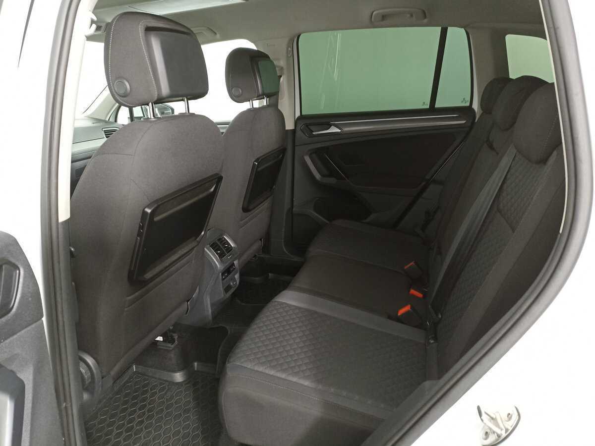 Купить Volkswagen Tiguan, 2017, 165 998 км.. Фото: #9