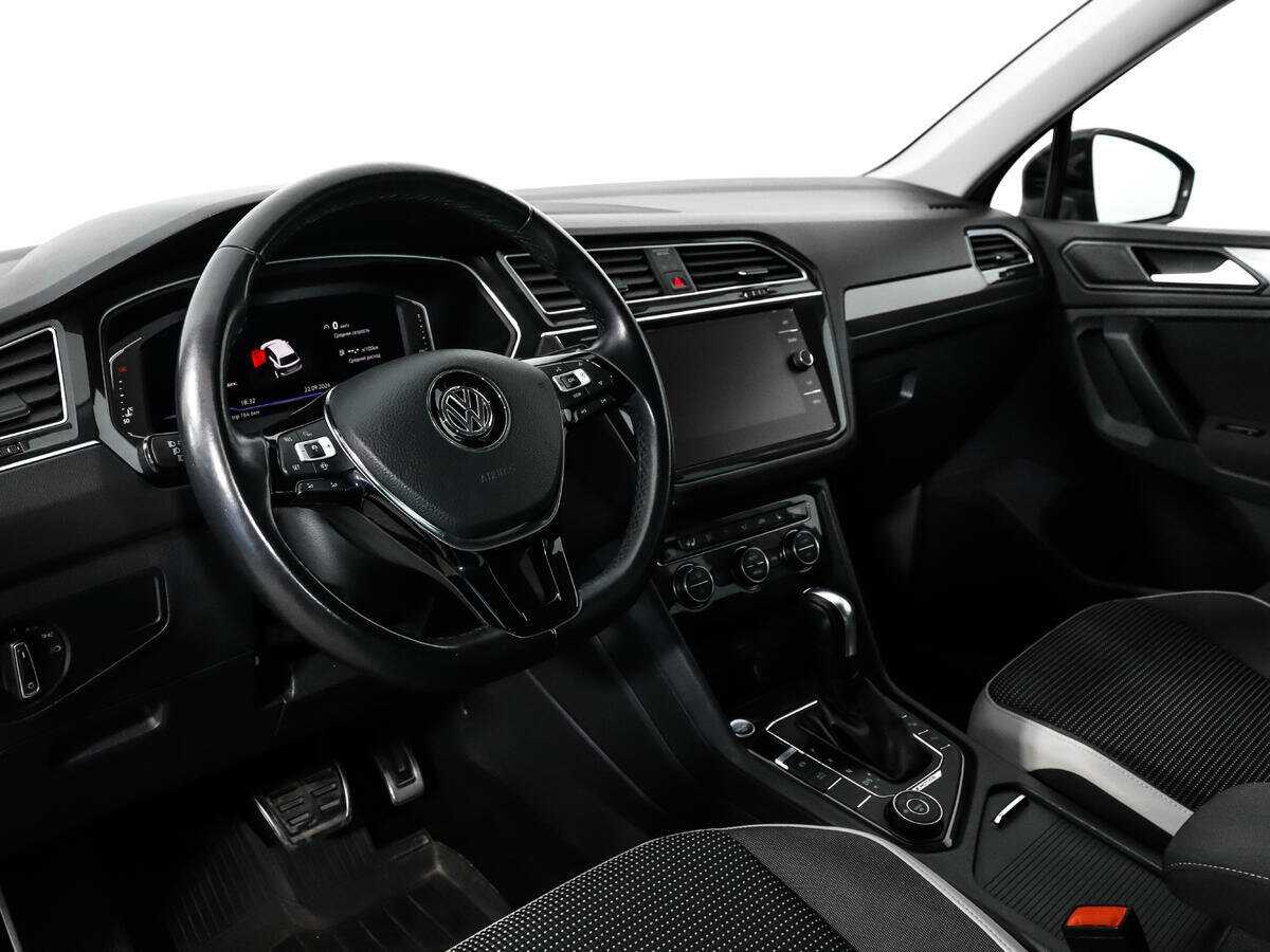 Купить Volkswagen Tiguan, 2019, 87 190 км.. Фото: #8