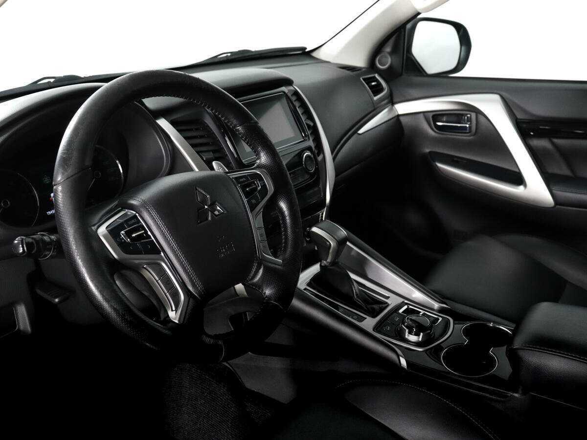 Купить Mitsubishi Pajero Sport, 2019, 194 988 км.. Фото: #8