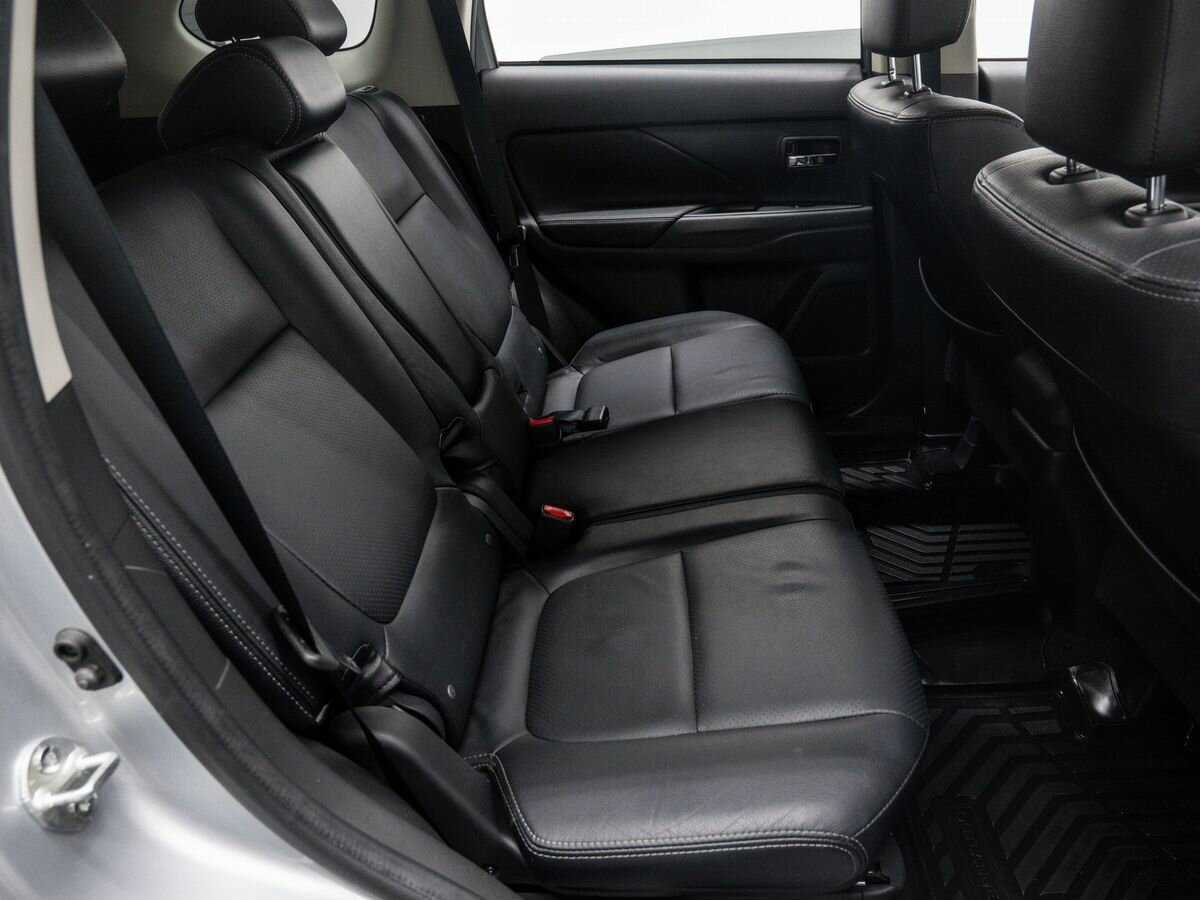 Купить Mitsubishi Outlander, 2018, 70 020 км.. Фото: #9