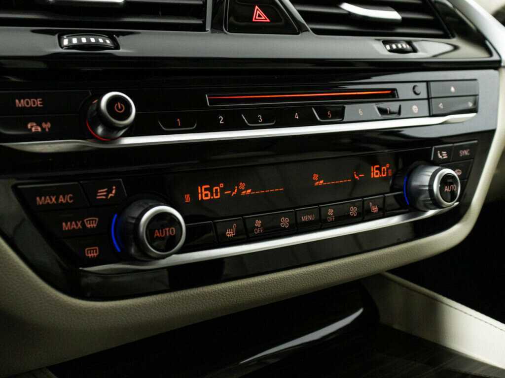 Купить БМВ 5 серии, 2016, 106 752 км.. Фото: #20