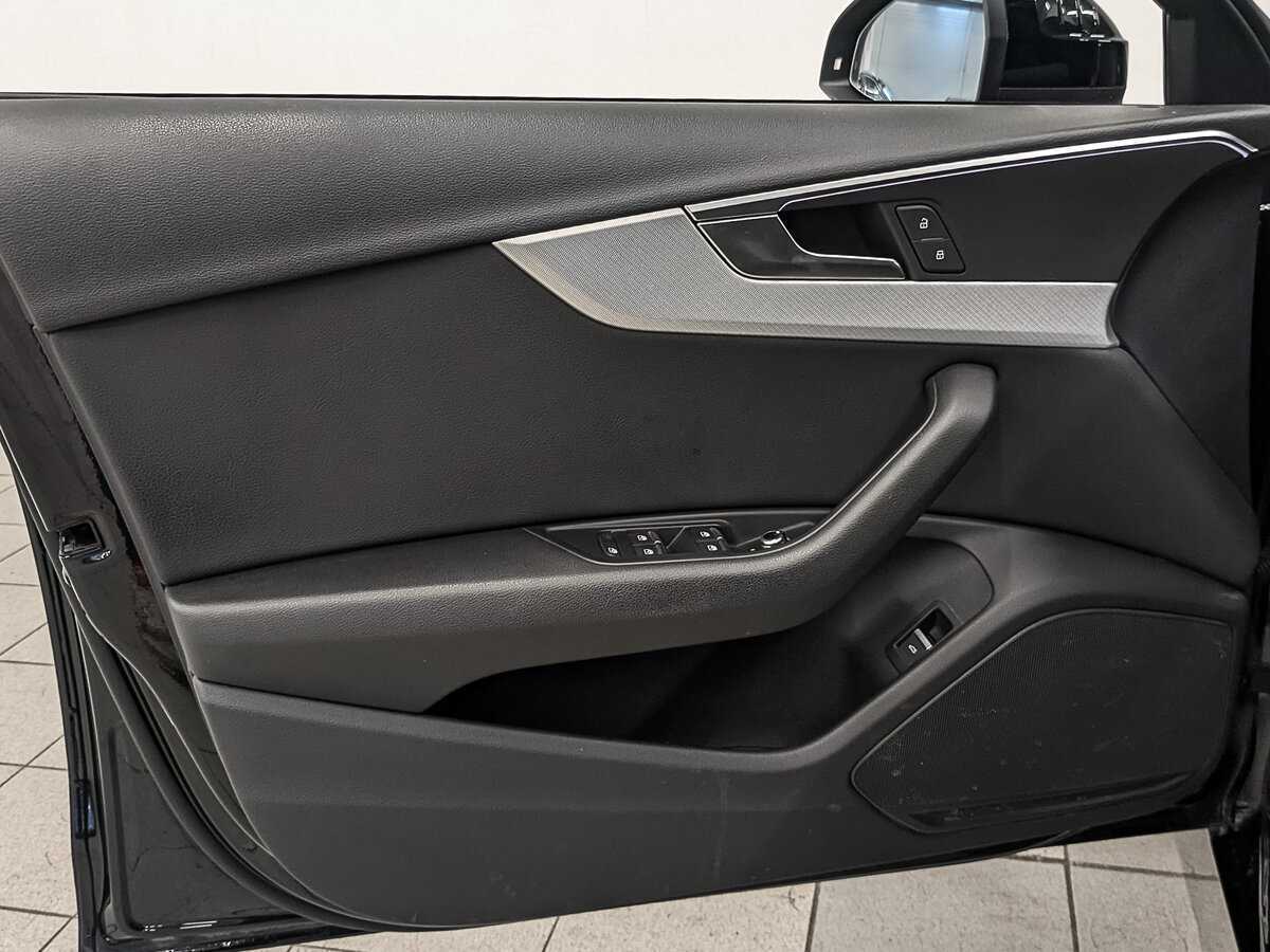 Купить Audi A4, 2018, 97 798 км.. Фото: #17