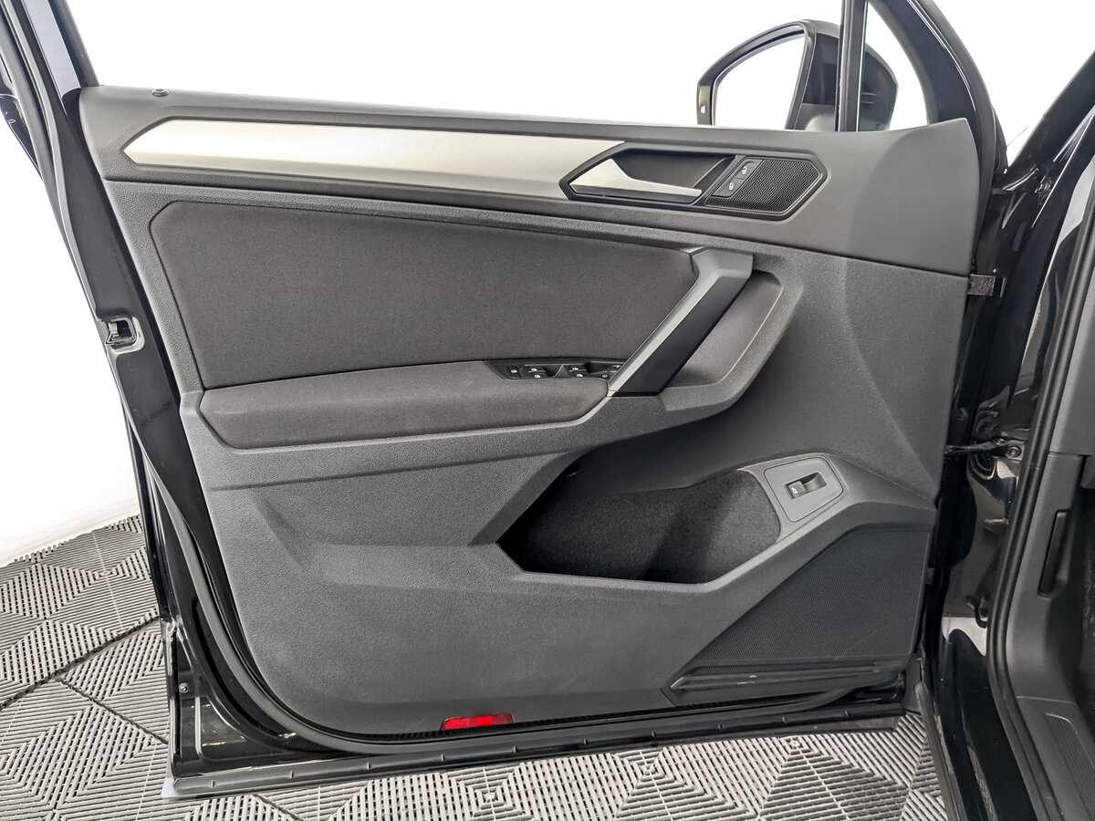 Купить Volkswagen Tiguan, 2020, 170 364 км.. Фото: #18