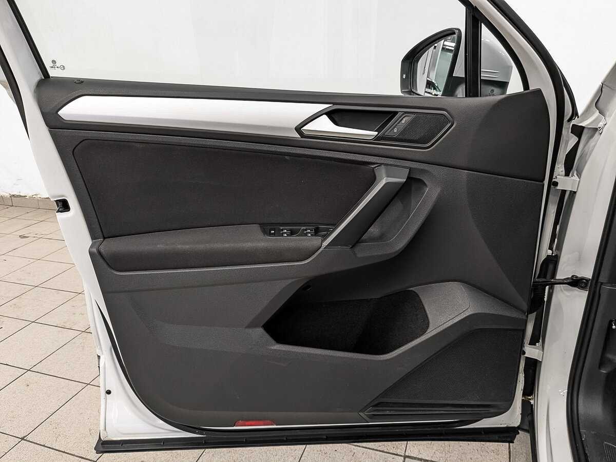 Купить Volkswagen Tiguan, 2021, 142 432 км.. Фото: #18