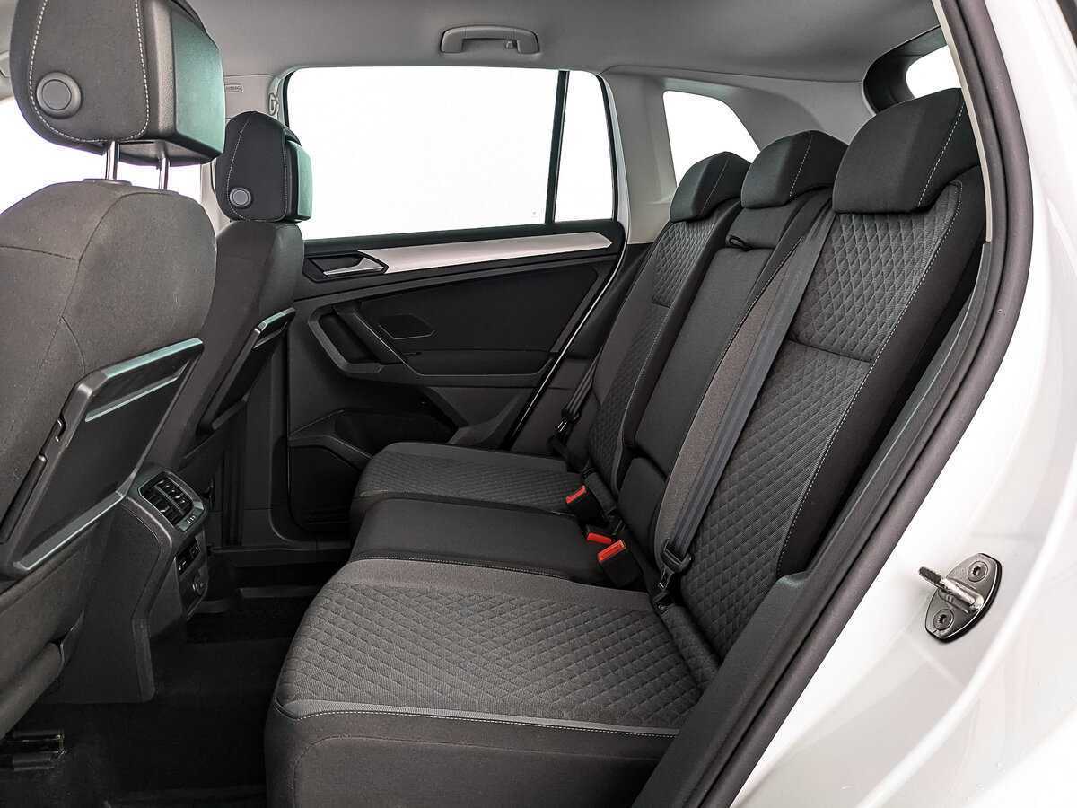 Купить Volkswagen Tiguan, 2018, 92 135 км.. Фото: #17