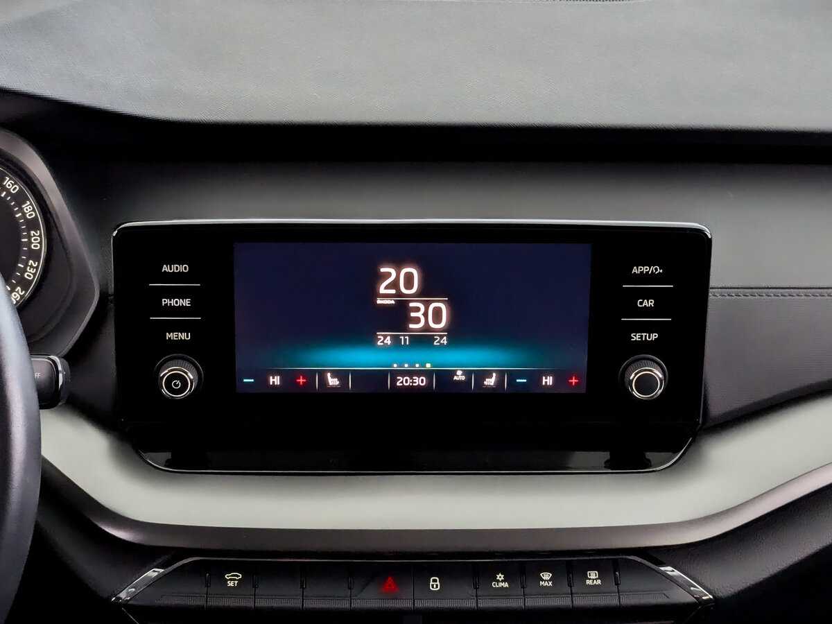 Купить Шкода Октавия, 2021, 71 425 км.. Фото: #14