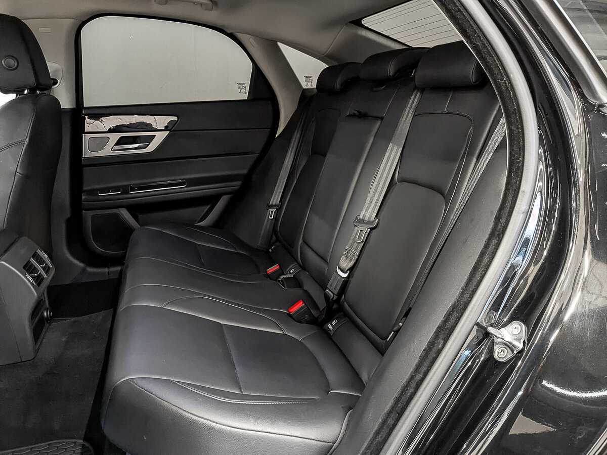 Купить Jaguar XF, 2017, 85 309 км.. Фото: #15