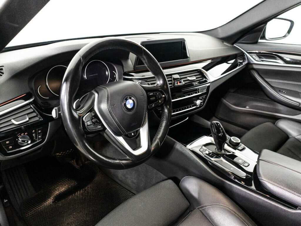 Купить BMW 5 серии, 2019, 134 850 км.. Фото: #10