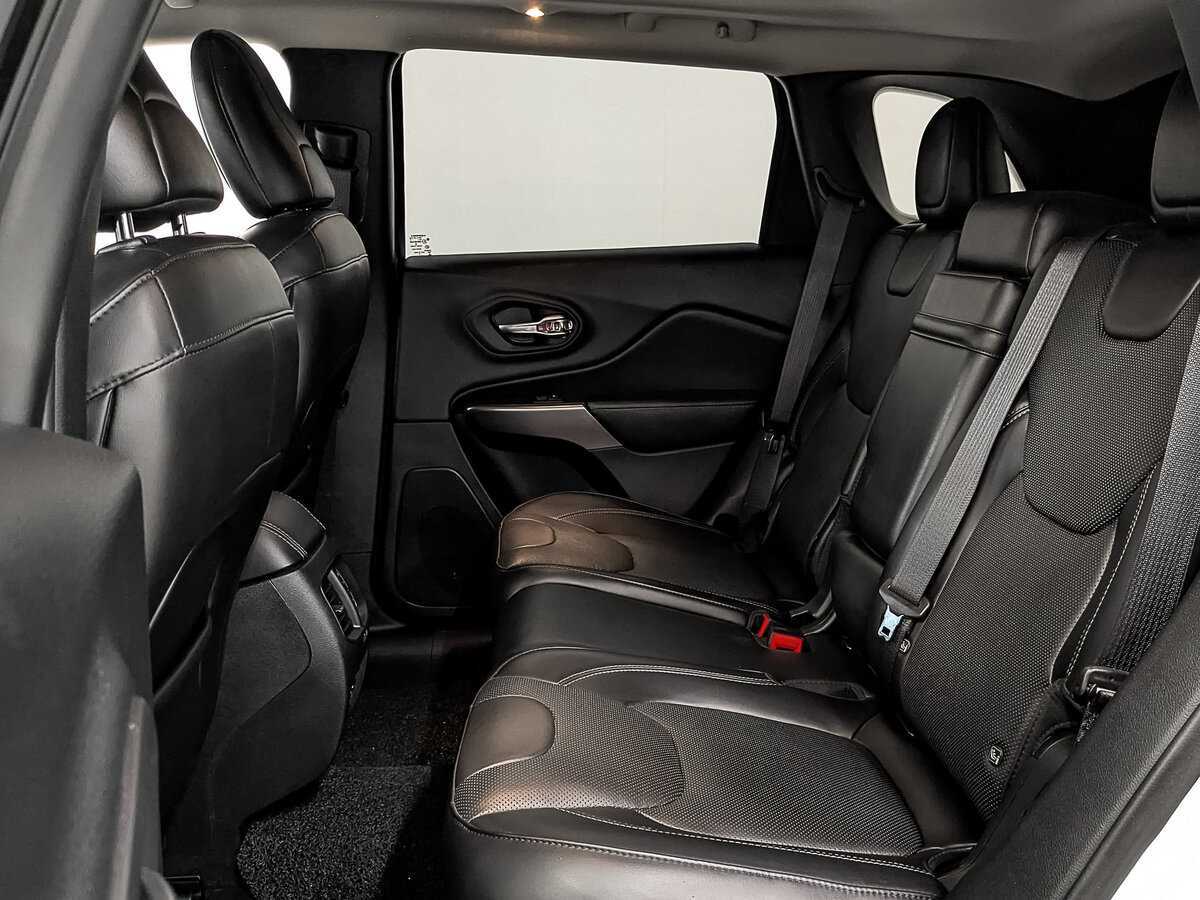 Купить Jeep Cherokee, 2019, 54 809 км.. Фото: #16