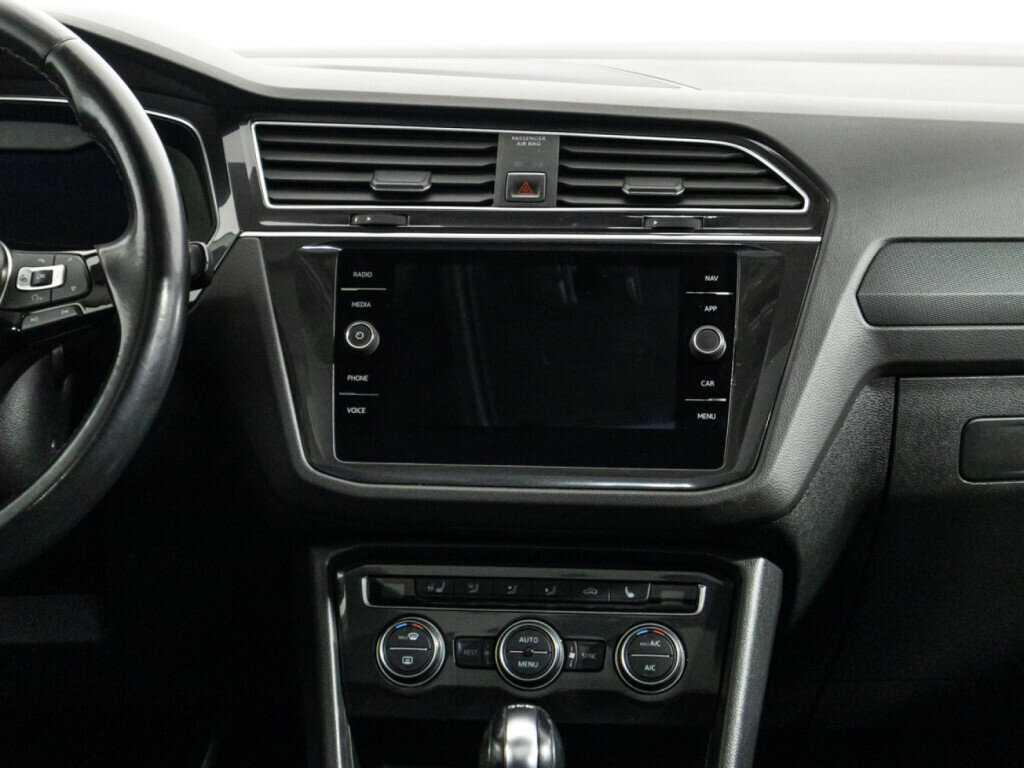 Купить Volkswagen Tiguan, 2017, 123 269 км.. Фото: #13