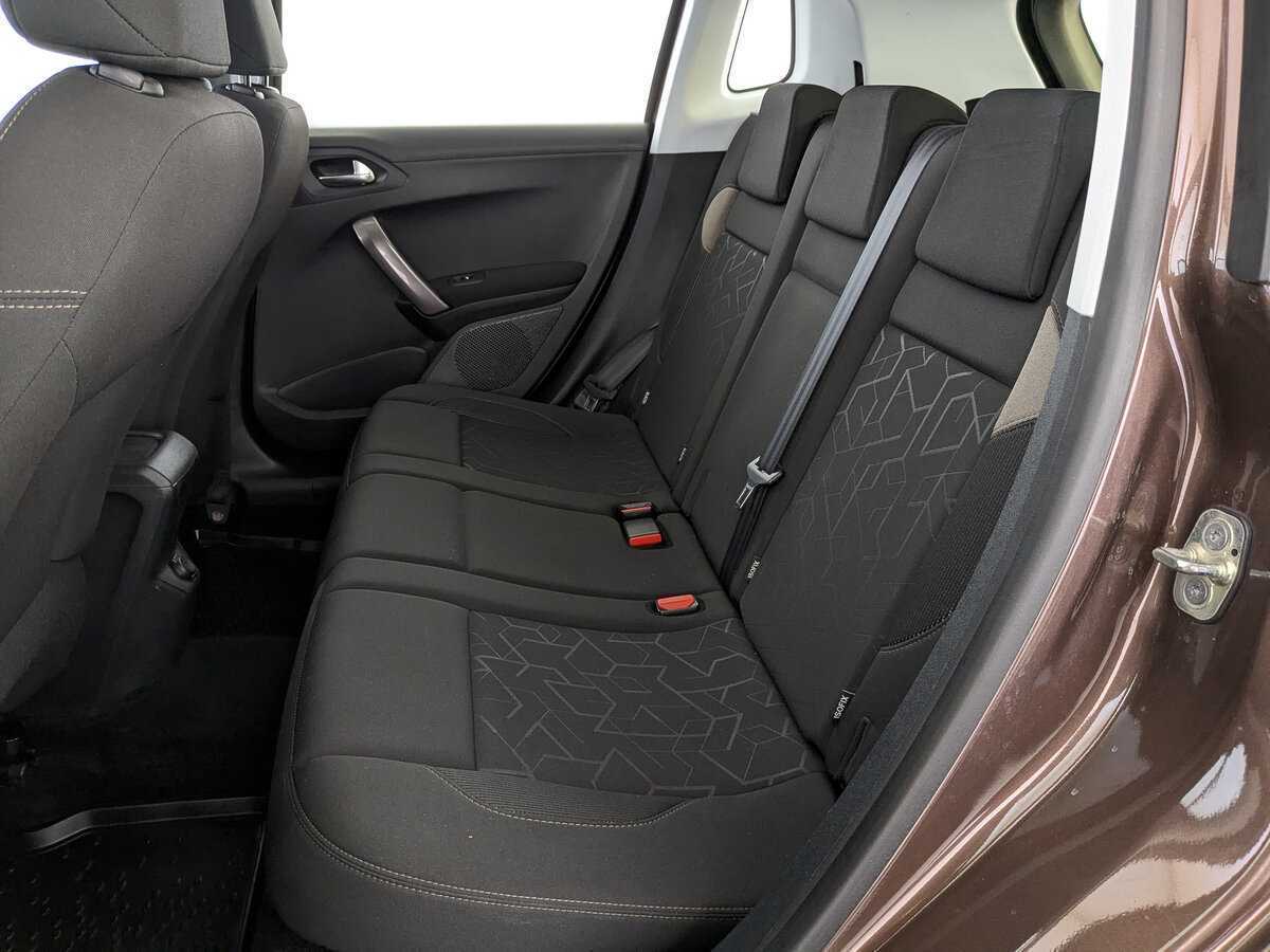 Купить Peugeot 2008, 2014, 113 475 км.. Фото: #17