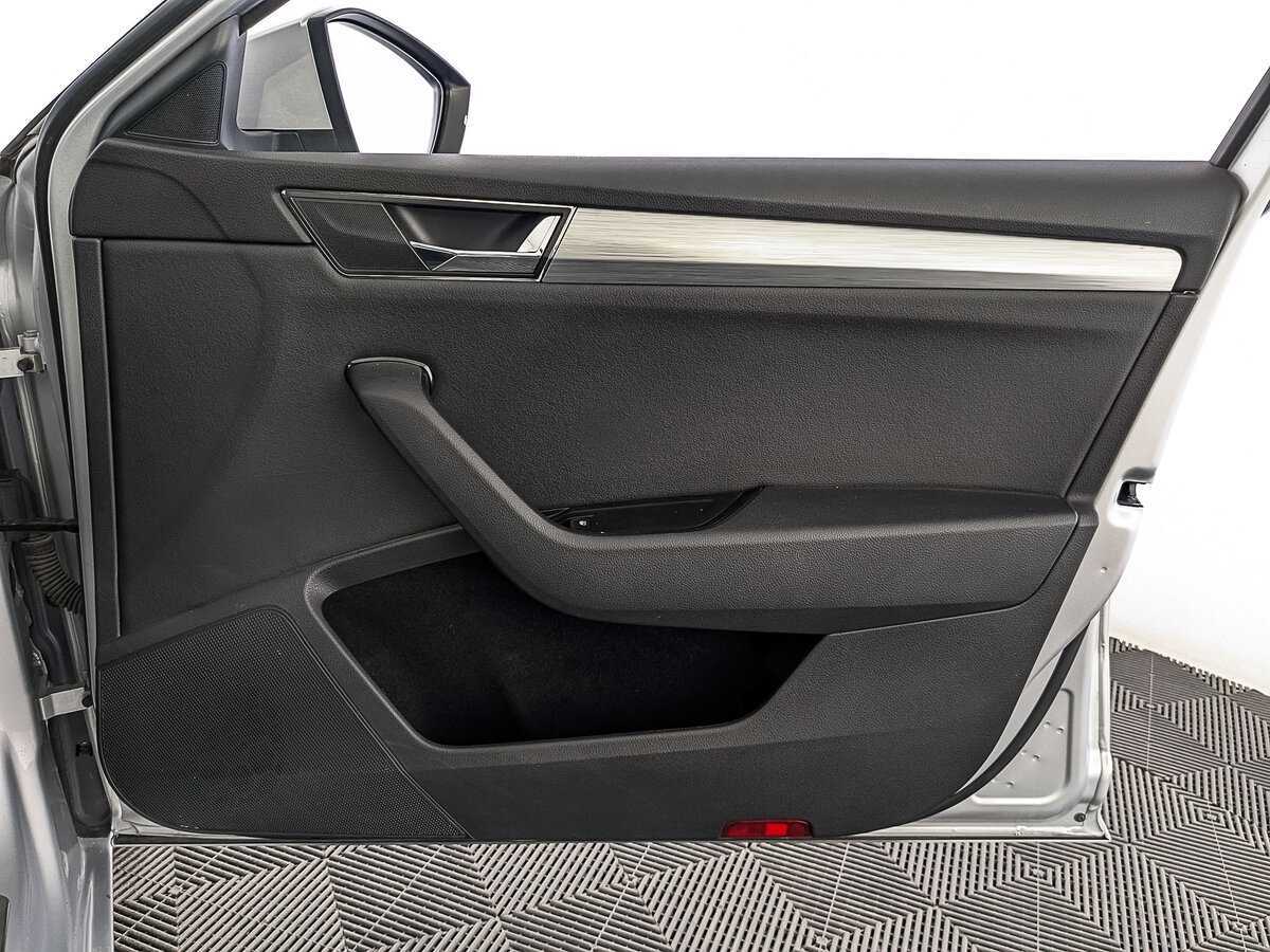 Купить Шкода Суперб, 2021, 114 480 км.. Фото: #21