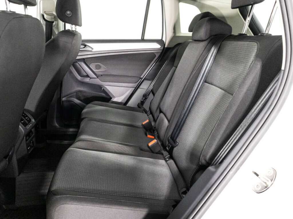 Купить Volkswagen Tiguan, 2021, 34 956 км.. Фото: #9