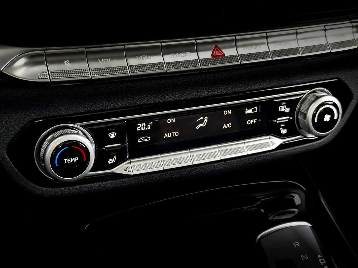 Купить ФАВ Бестюн Т77, 2022, 25 115 км.. Фото: #24