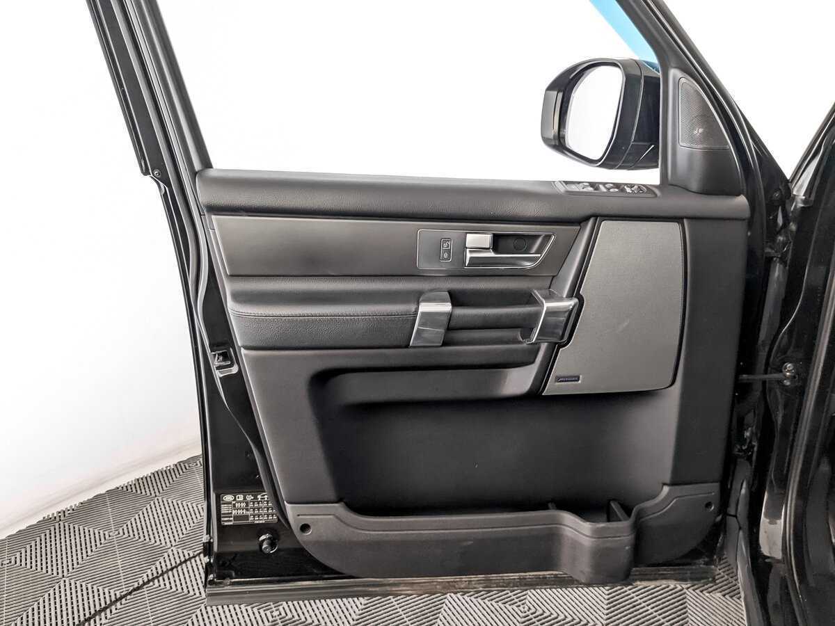 Купить Land Rover Discovery, 2015, 199 260 км.. Фото: #15