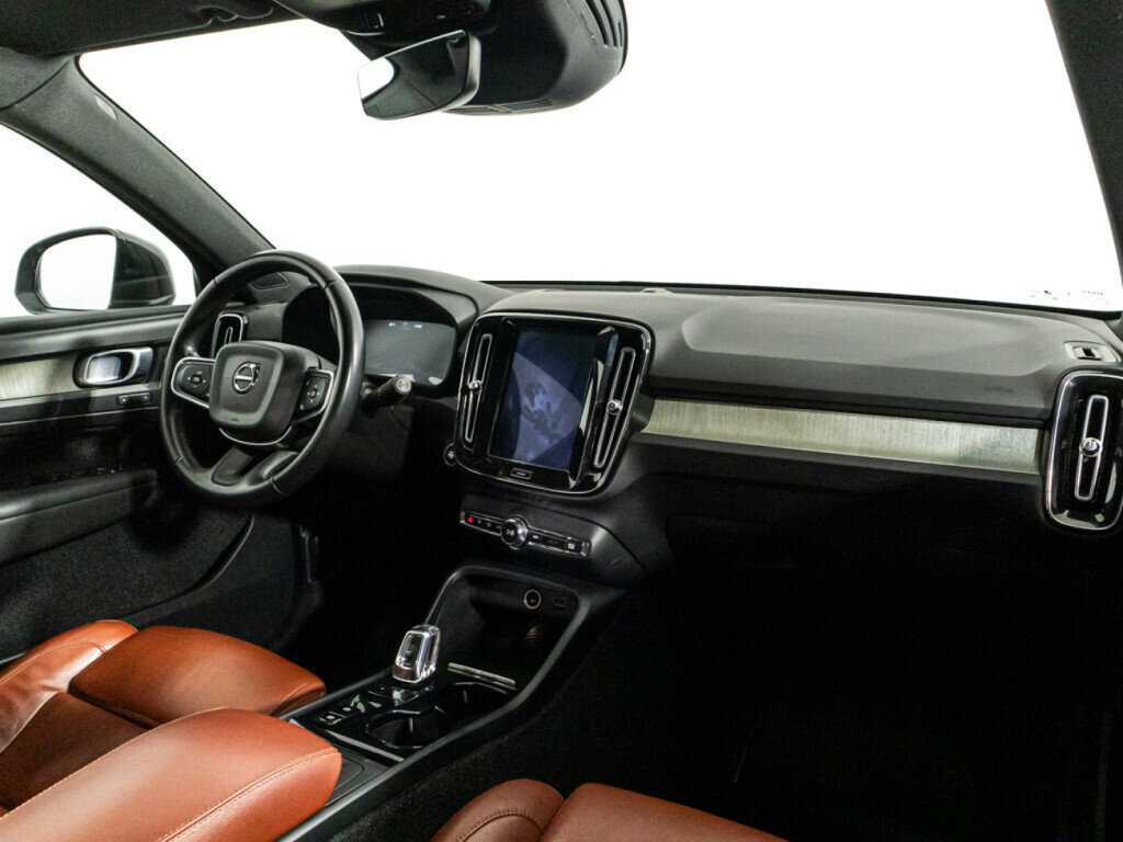 Купить Volvo XC40, 2018, 112 711 км.. Фото: #8