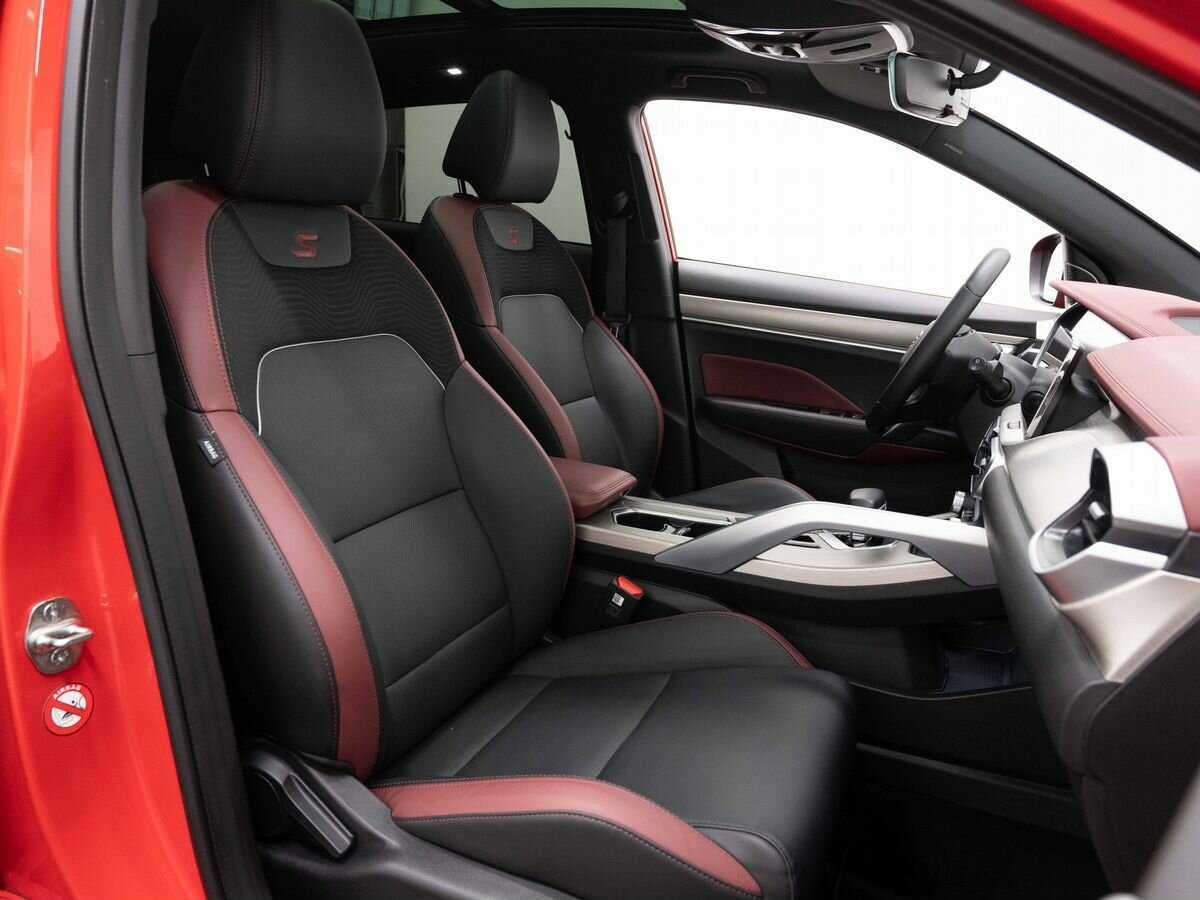 Купить Джили Кулрэй, 2023, 47 300 км.. Фото: #11