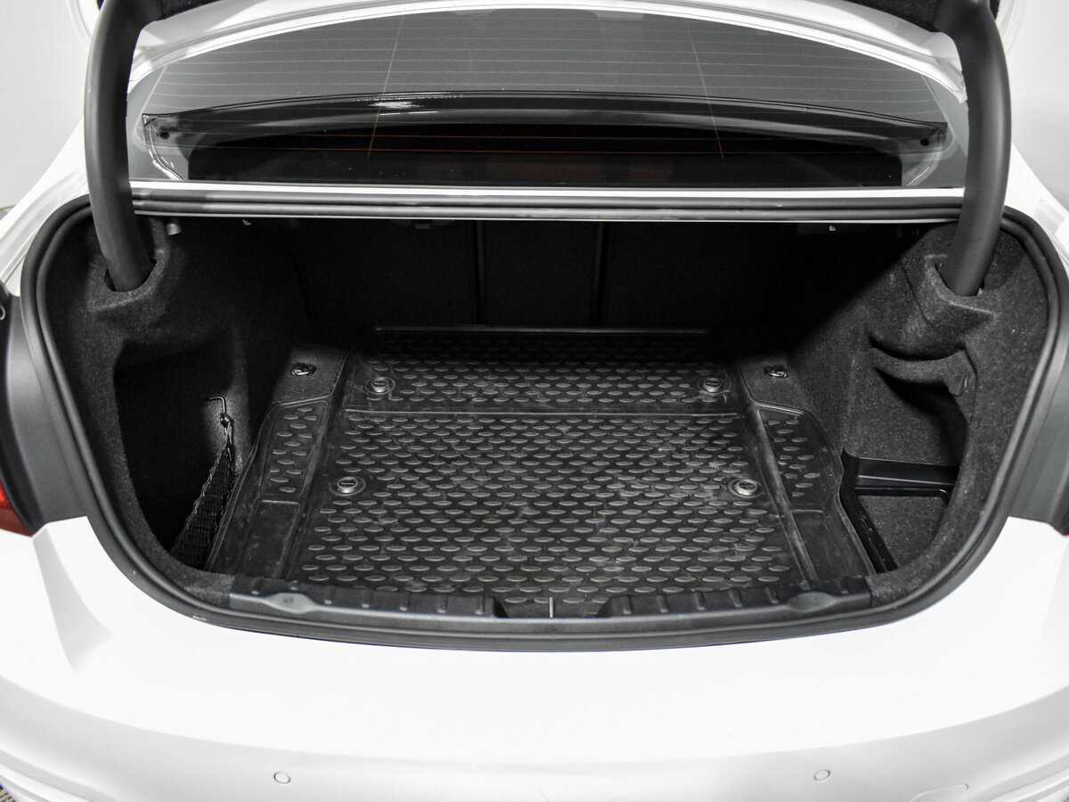 Купить БМВ 3 серии, 2017, 111 205 км.. Фото: #14