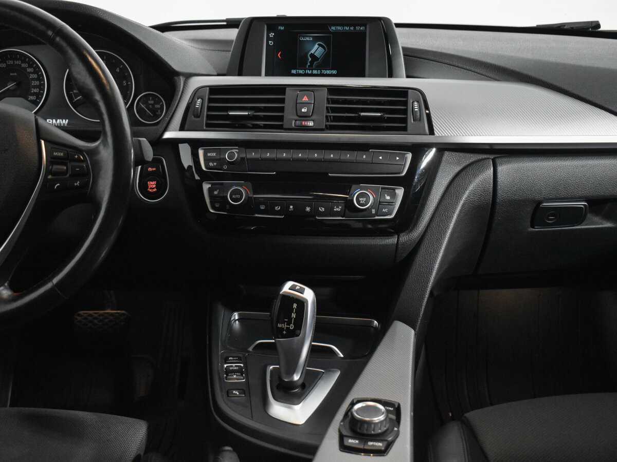 Купить БМВ 3 серии, 2017, 111 205 км.. Фото: #15