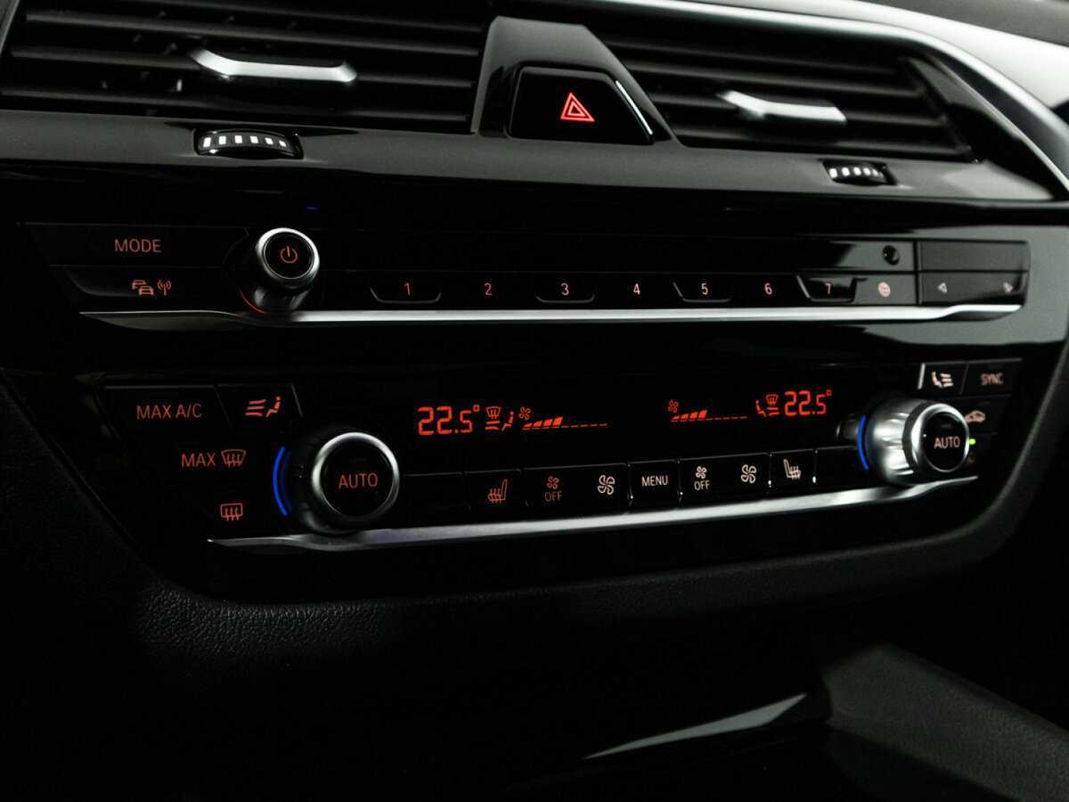 Купить BMW 5 серии, 2019, 104 316 км.. Фото: #16