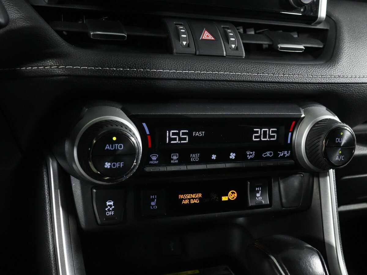 Купить Toyota RAV4, 2021, 68 235 км.. Фото: #18