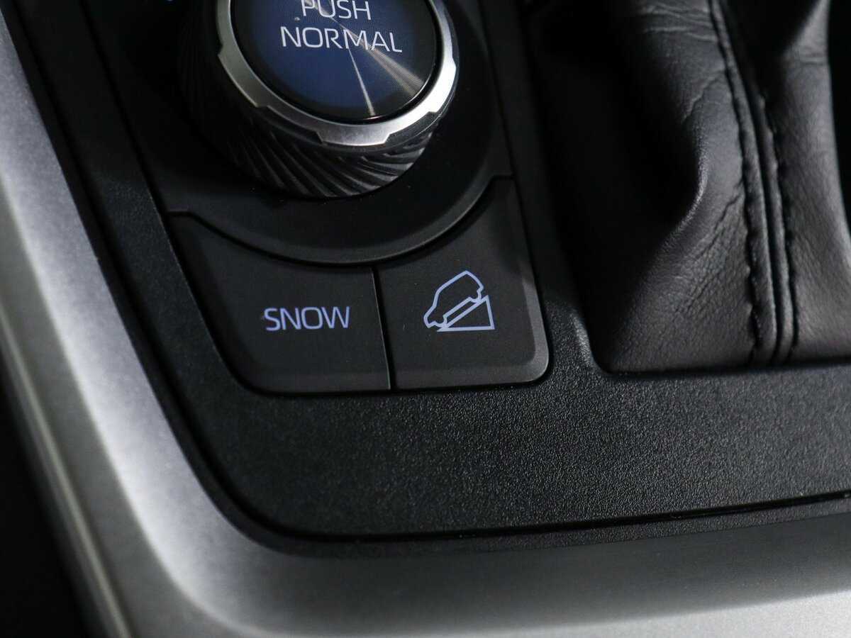 Купить Toyota RAV4, 2021, 68 235 км.. Фото: #20