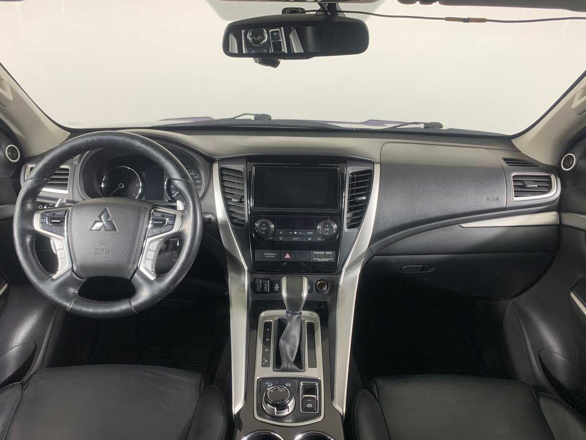 Купить Mitsubishi Pajero Sport, 2017, 191 764 км.. Фото: #12