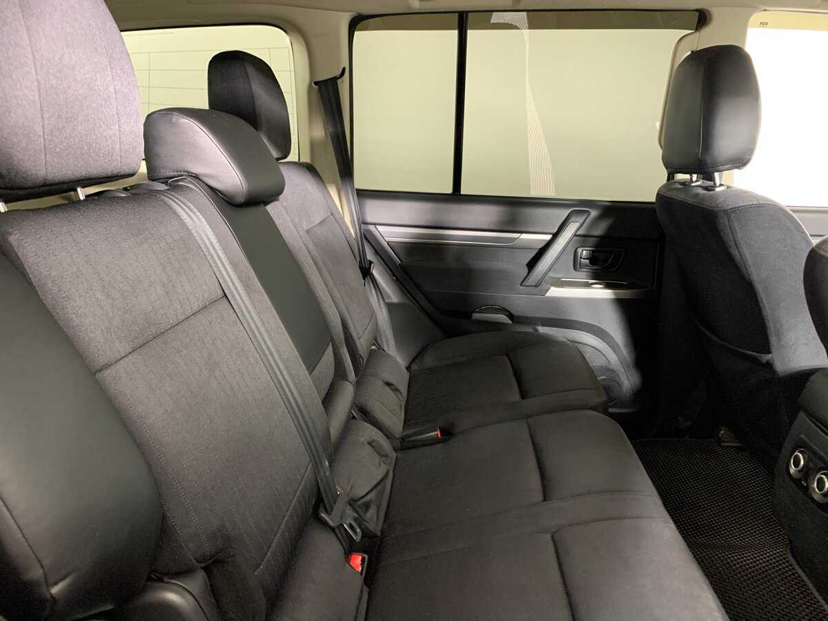 Купить Mitsubishi Pajero, 2015, 195 699 км.. Фото: #17