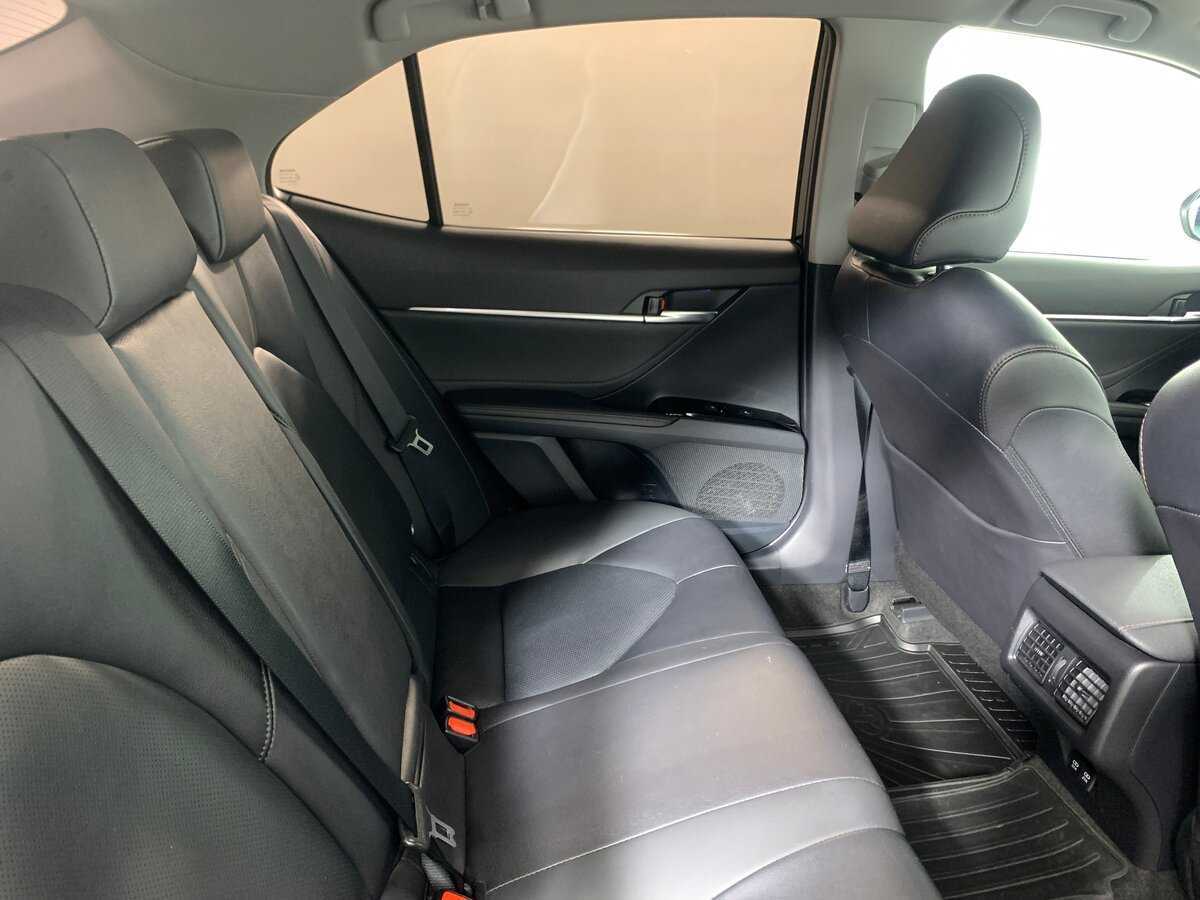 Купить Toyota Camry, 2020, 99 132 км.. Фото: #17