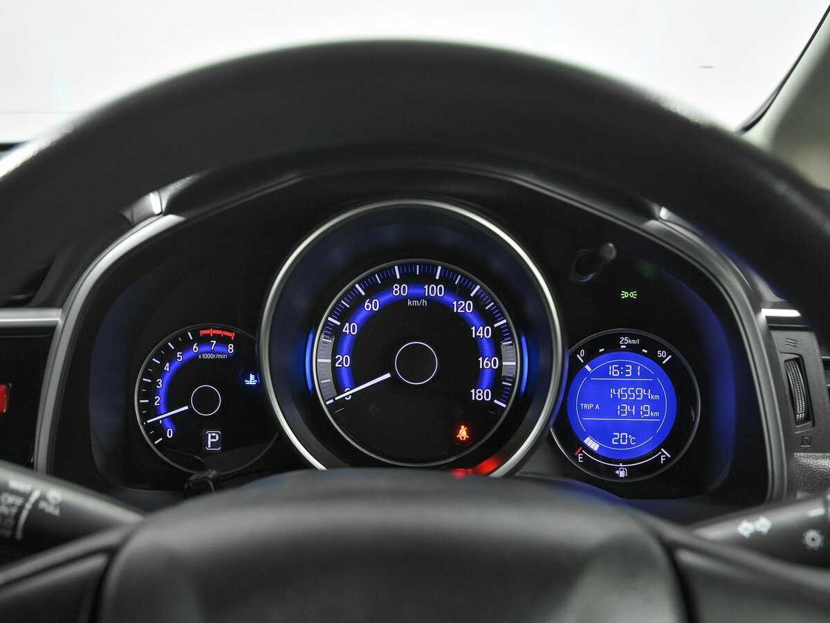 Купить Honda Fit, 2016, 145 593 км.. Фото: #5