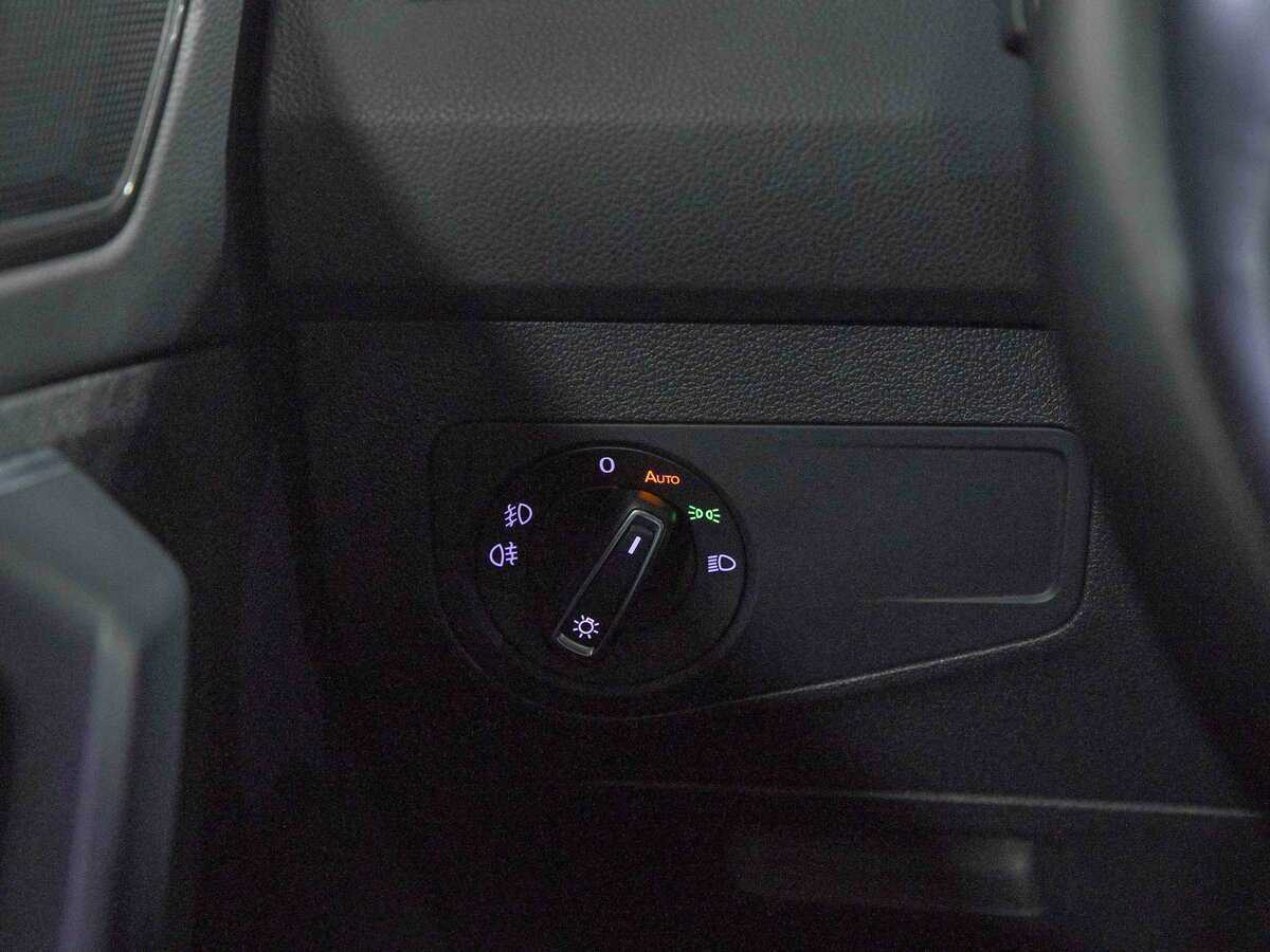 Купить Volkswagen Tiguan, 2018, 144 068 км.. Фото: #12