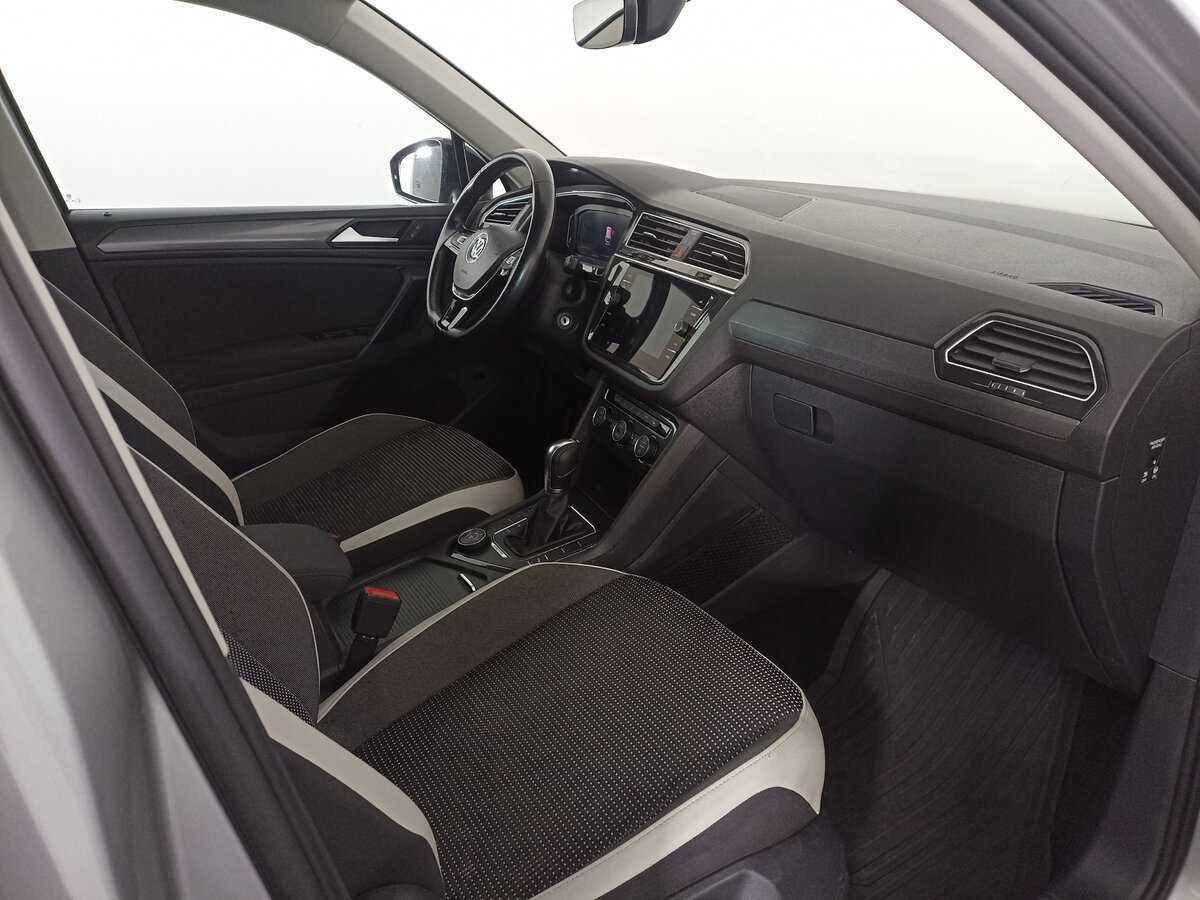 Купить Volkswagen Tiguan, 2019, 119 531 км.. Фото: #10