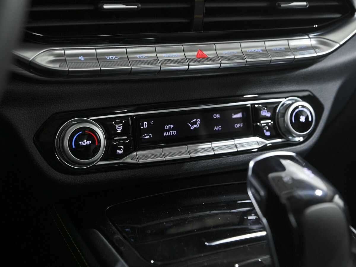 Купить FAW Bestune T77, 2023, 80 км.. Фото: #14