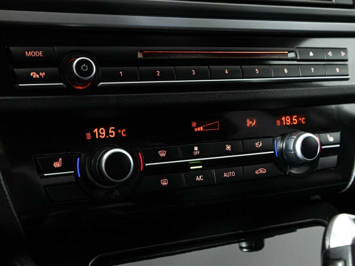 Купить БМВ 5 серии, 2014, 125 216 км.. Фото: #18