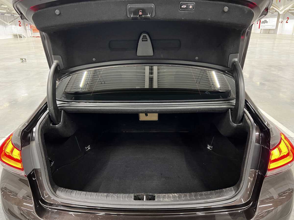 Купить Hyundai Genesis, 2014, 256 260 км.. Фото: #9