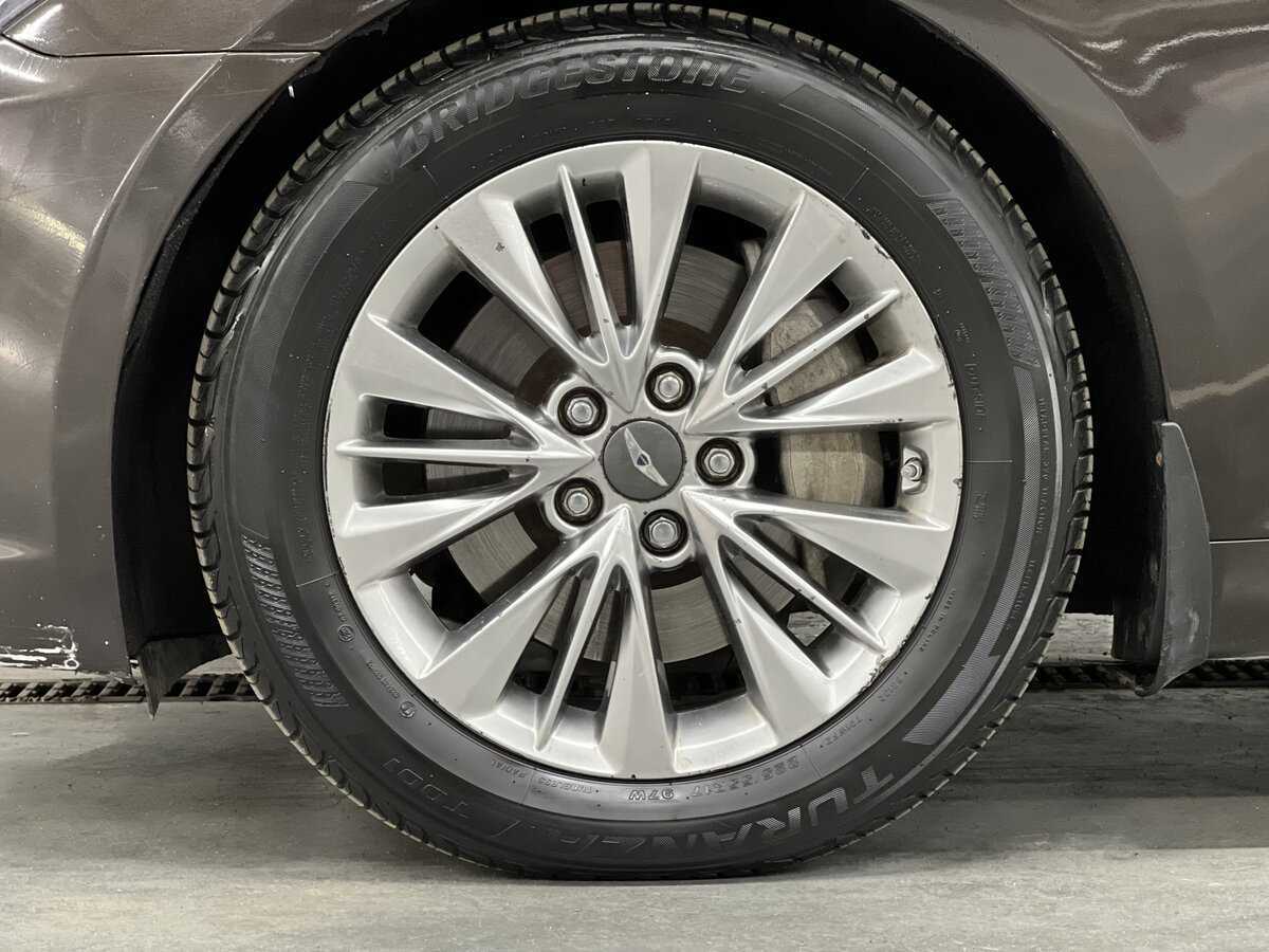 Купить Hyundai Genesis, 2014, 256 260 км.. Фото: #16