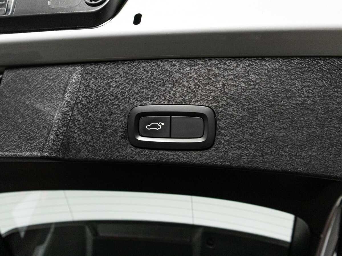 Купить Volvo XC40, 2019, 51 830 км.. Фото: #15