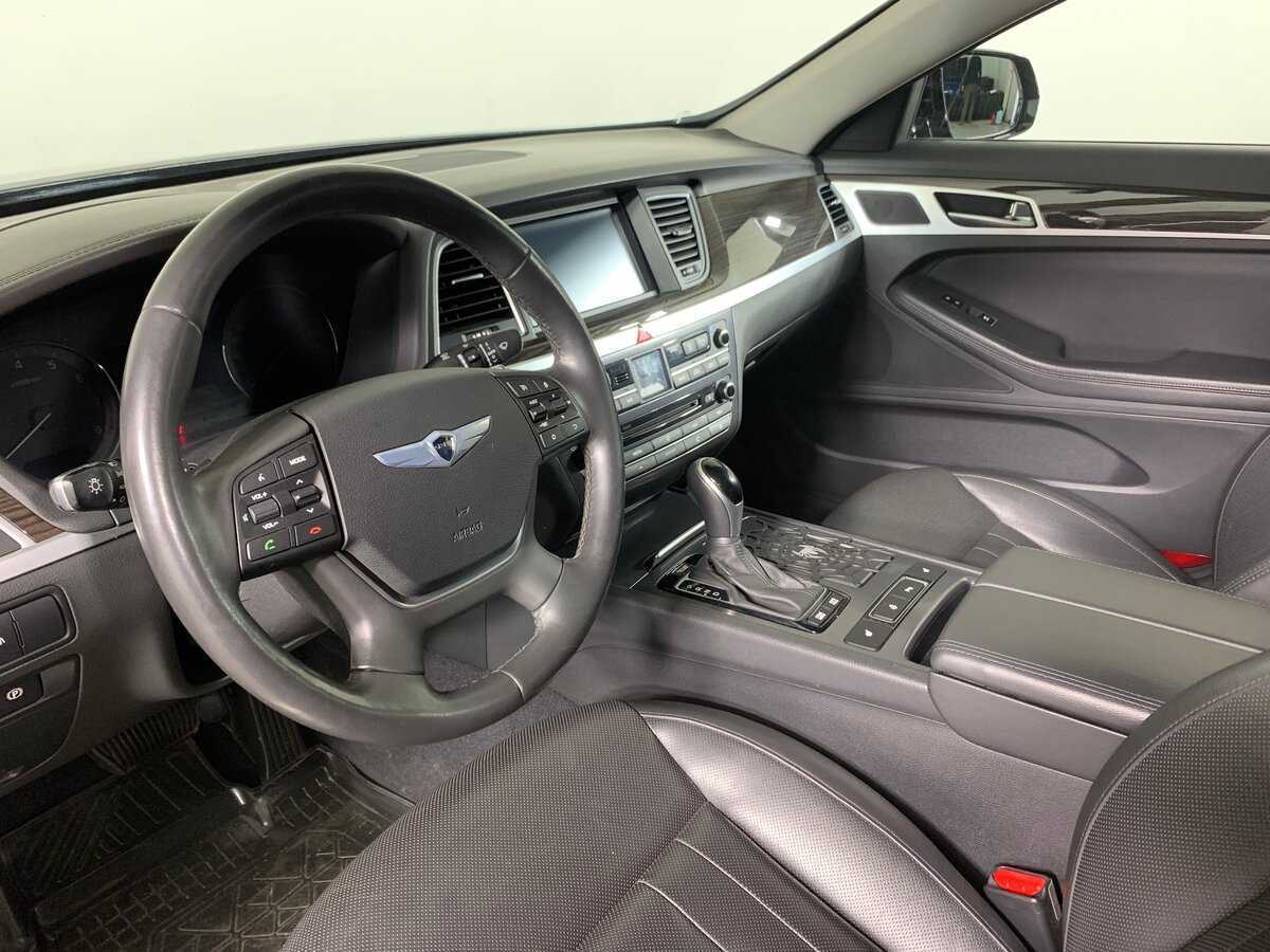 Купить Hyundai Genesis, 2016, 128 490 км.. Фото: #11