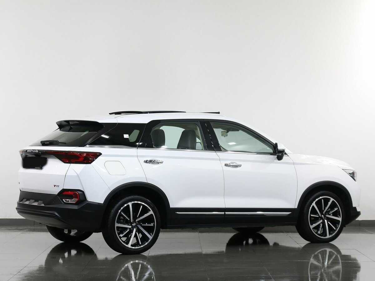 Купить FAW Bestune T77, 2023, 104 км.. Фото: #1