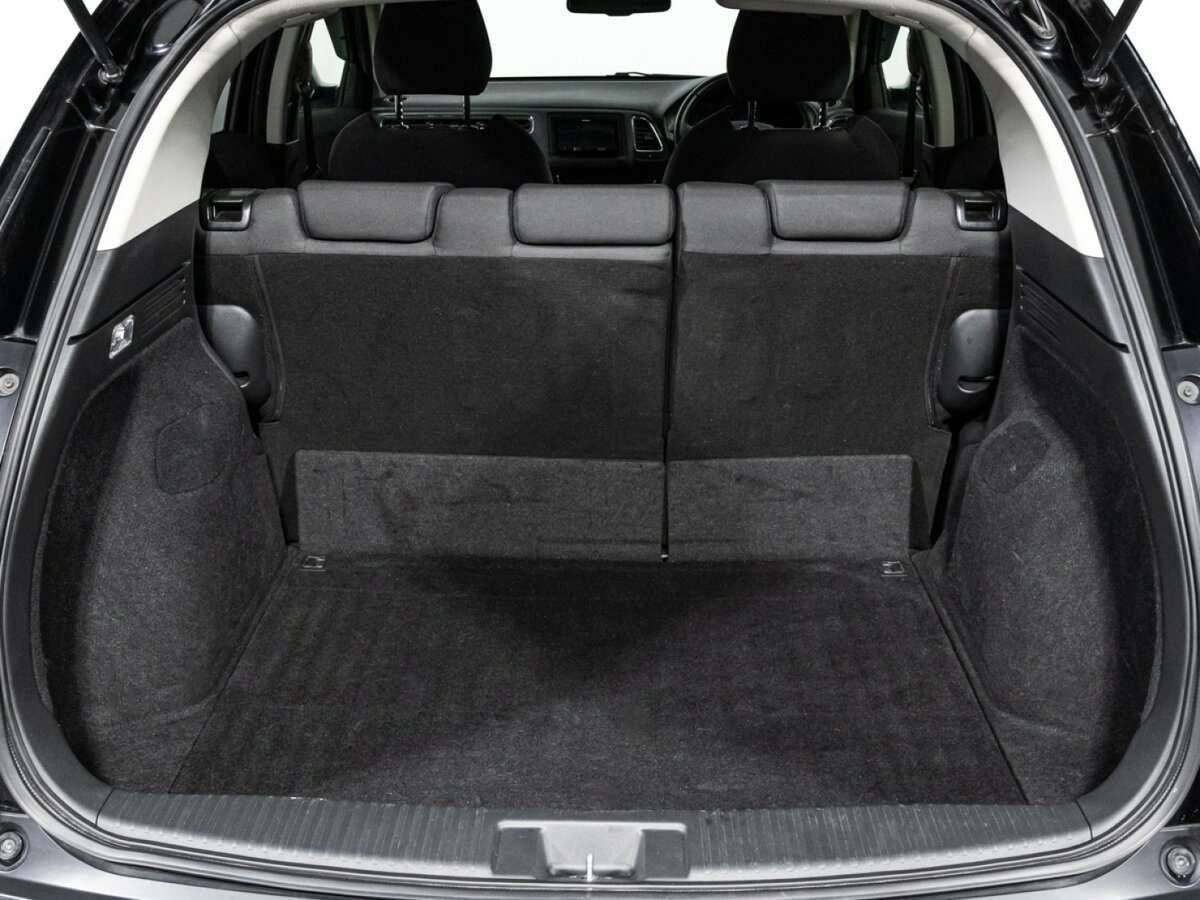 Купить Honda Vezel, 2019, 10 000 км.. Фото: #17