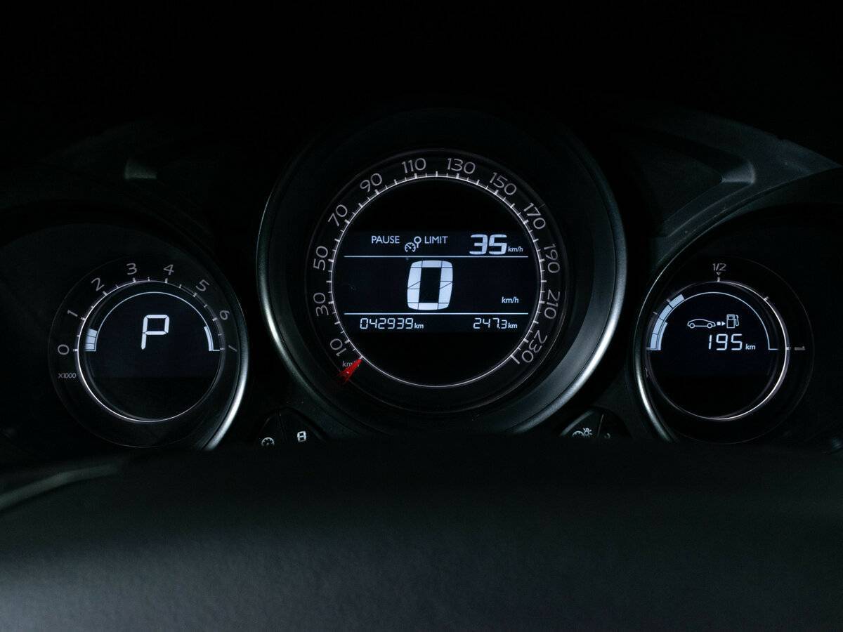 Купить Ситроен Ц4, 2013, 42 936 км.. Фото: #10