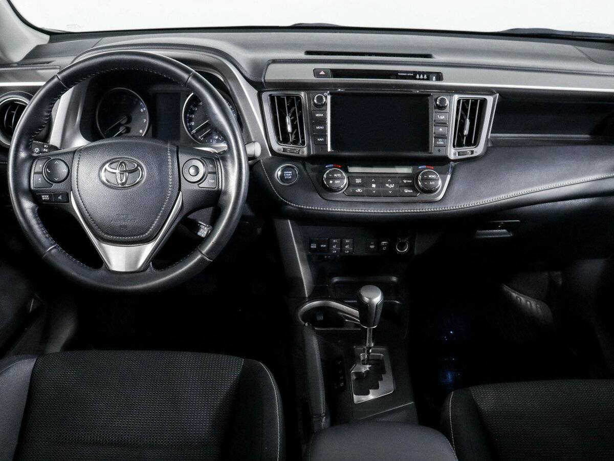 Купить Toyota RAV4, 2017, 59 900 км.. Фото: #8