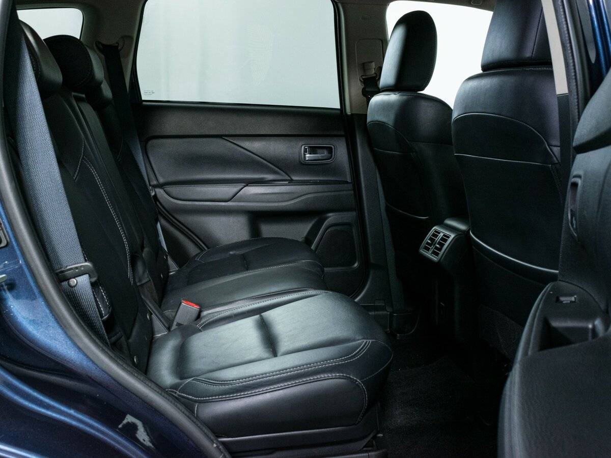 Купить Mitsubishi Outlander, 2020, 80 307 км.. Фото: #12