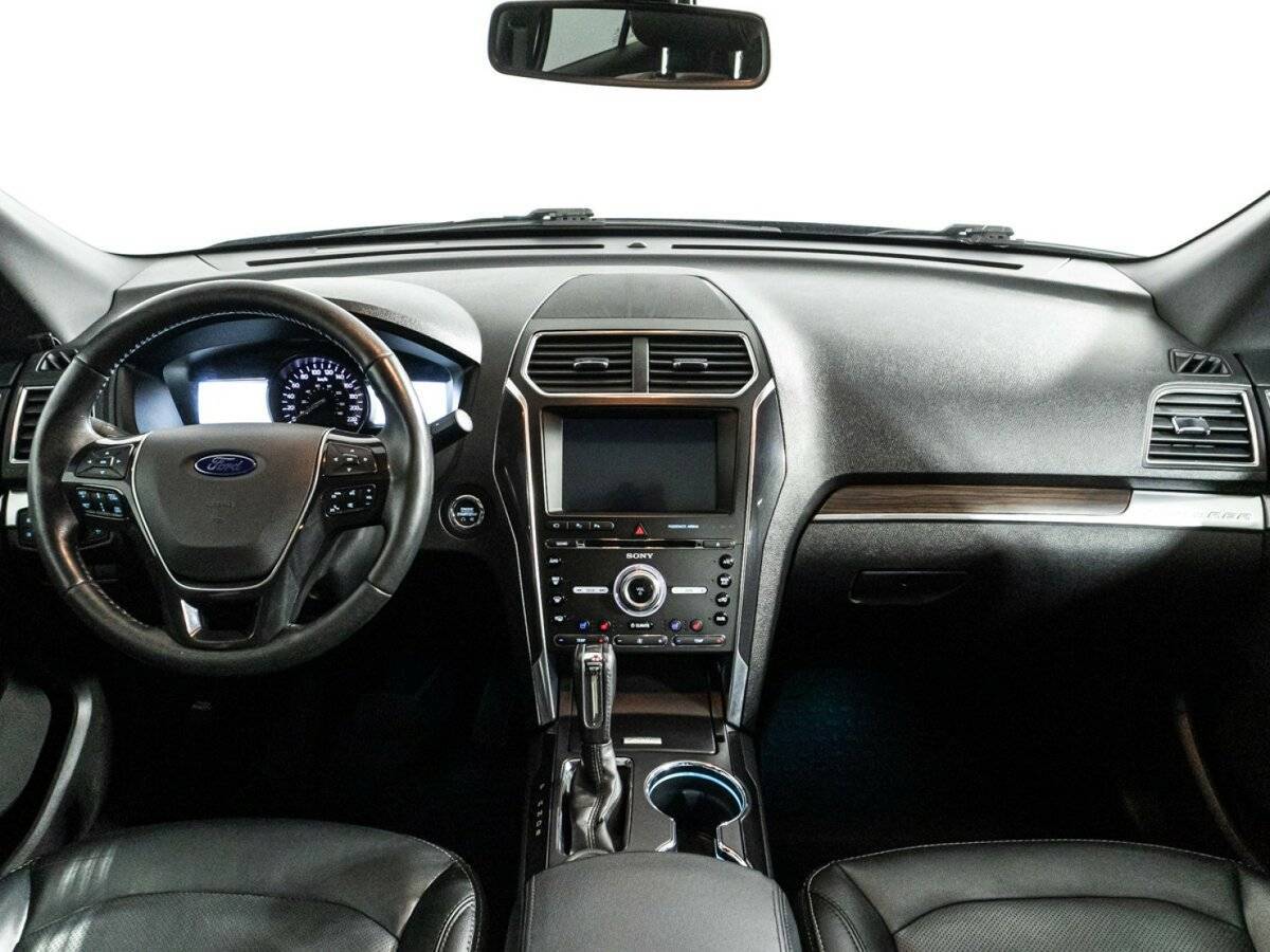 Купить Ford Explorer, 2017, 172 022 км.. Фото: #10
