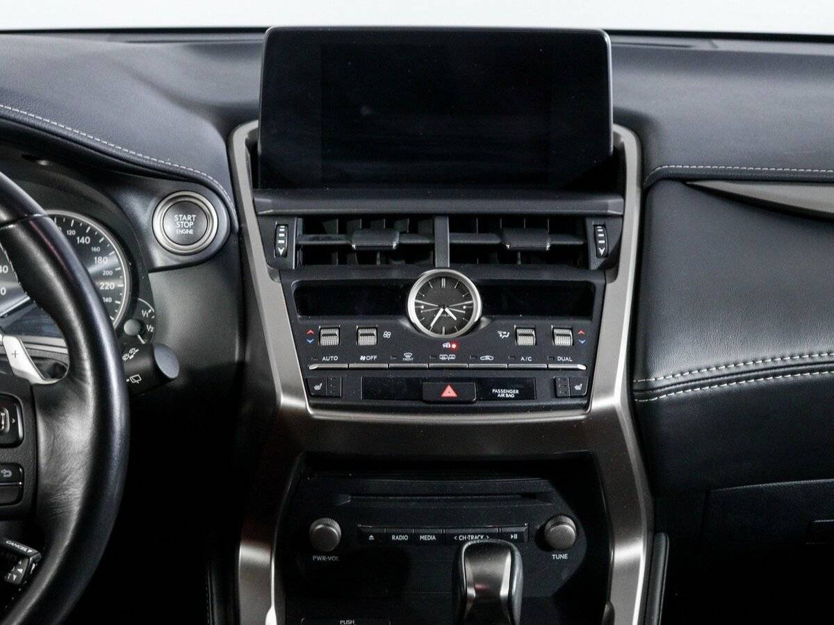 Купить Lexus NX, 2018, 41 187 км.. Фото: #9